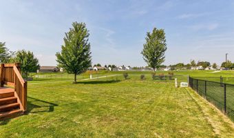 839 Poe Ave, Ames, IA 50014