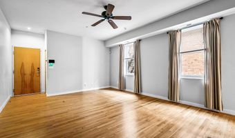 18 E MADISON St 4, Baltimore, MD 21202