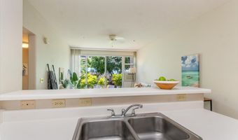 3009 Ala Makahala Pl 102, Honolulu, HI 96818