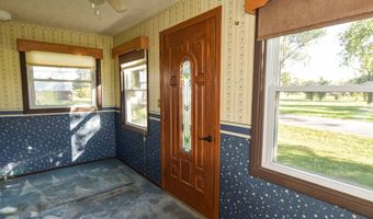 304 U St, Beaver City, NE 68926