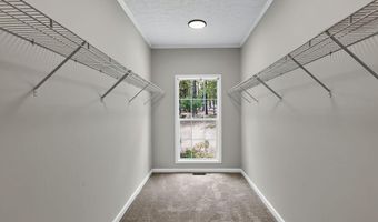 988 Stubby Oaks Rd, Aberdeen, NC 28315