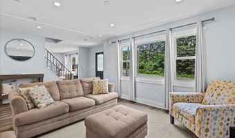176 Church St, Aberdeen, NJ 07747