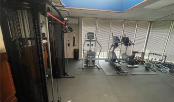 1535 Pensacola St 209, Honolulu, HI 96822