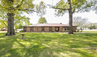 1104 Old Baldwin Rd, New Athens, IL 62264