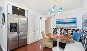 38 Bayside Pl, Amityville, NY 11701