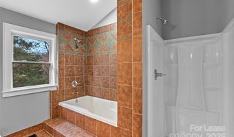 5 Elmore St, Asheville, NC 28804
