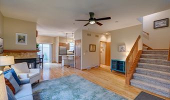 30 S Gardens Way, Fitchburg, WI 53711