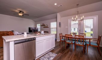 125 Sunland Dr, Beebe, AR 72012