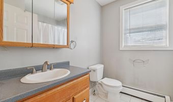2 Merry St, Bedford, NH 03110