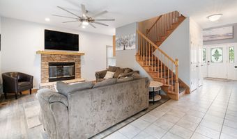 629 Lloyd Rd, Aberdeen, NJ 07747