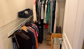 14 Maler Ln, Patchogue, NY 11772