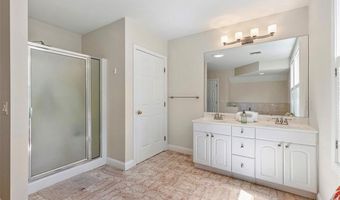 1 Mallard Cove Way, Barrington, RI 02806