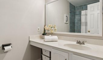 3836 BRIGHTON Ct, Alexandria, VA 22305