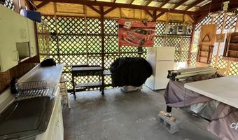 55 Minnow Ln, Alderson, WV 24901