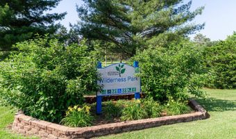 554 N Green Ridge St, Addison, IL 60101