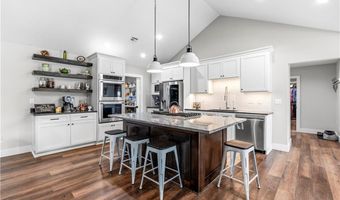 511 N 2nd St, Arma, KS 66712