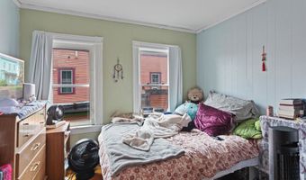 305-307 N Winooski Ave, Burlington, VT 05401