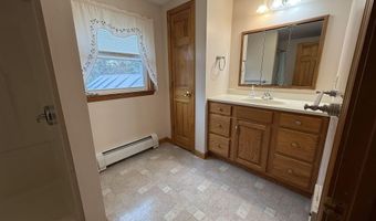 2026 Ridge Rd, Brookfield, VT 05036