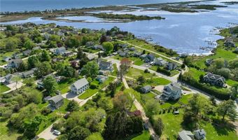 44 Kilburn St, Charlestown, RI 02813