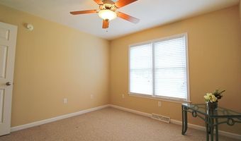 207 Sunnydale Ave, Appomattox, VA 24522
