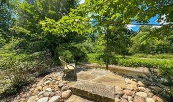 25733 River Dr, Franklin, MI 48025