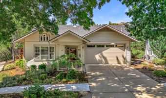815 Creek Stone Way, Ashland, OR 97520