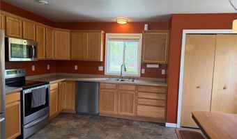 909 Oak St, Alexandria, MN 56308