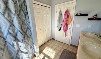 7374 Virginia Rd, Atwater, OH 44201