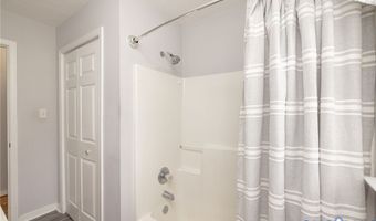 114 Gwynne Dr, Aylett, VA 23009