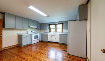 703 A & B Adderton St, Americus, GA 31719