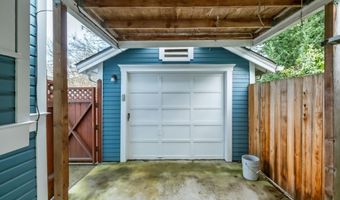 317 9th Ave SW, Albany, OR 97321
