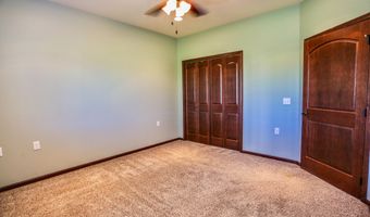 1917 S Lawson St, Aberdeen, SD 57401