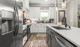 22200 Mooresville Rd, Athens, AL 35613