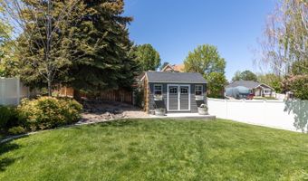 2071 Russell Dr, Elko, NV 89801