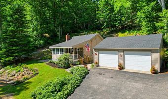 63 Lake Shore Dr, Barnstead, NH 03225