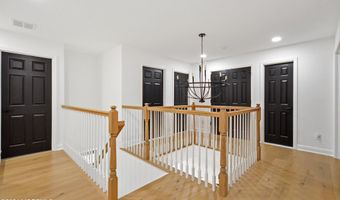 345 Meinzer St, Aberdeen, NJ 07721