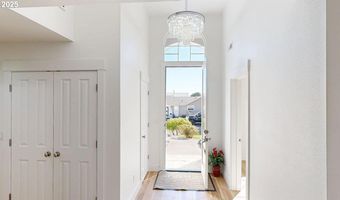 970 HASSETT St, Brookings, OR 97415