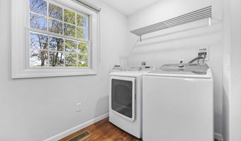 31 Hillandale Rd, Danbury, CT 06811