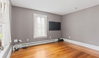 7 John St, Belfast, ME 04915