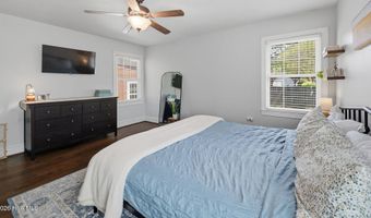 296 Sixth St, Ayden, NC 28513