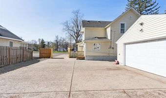 753 E Main St, Anoka, MN 55303