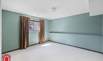 900 Bretton Dr, Casper, WY 82609