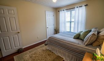 1565 Wynfield Dr, Auburn, GA 30011