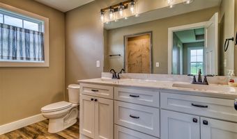 1827 Taylor Barrow Rd, Auburn, KY 42206