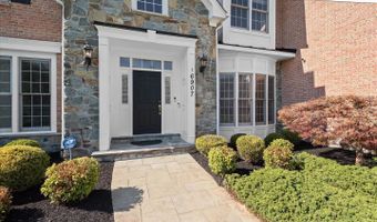 16907 HARBOUR TOWN Dr, Ashton, MD 20861