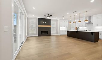 5480 Bandolino Ln 423, Peachtree Corners, GA 30092