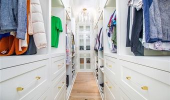 2736 GEORGES Ln, Alexandria, LA 71301