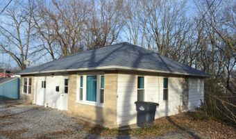 28 N. Third St, Albion, IL 62806