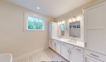 1 Longview Dr 401, Atkinson, NH 03811