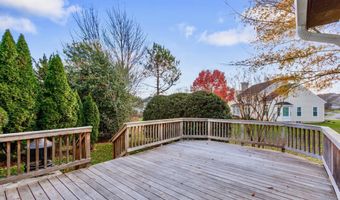 44141 MERRYWOOD Ct, Ashburn, VA 20147